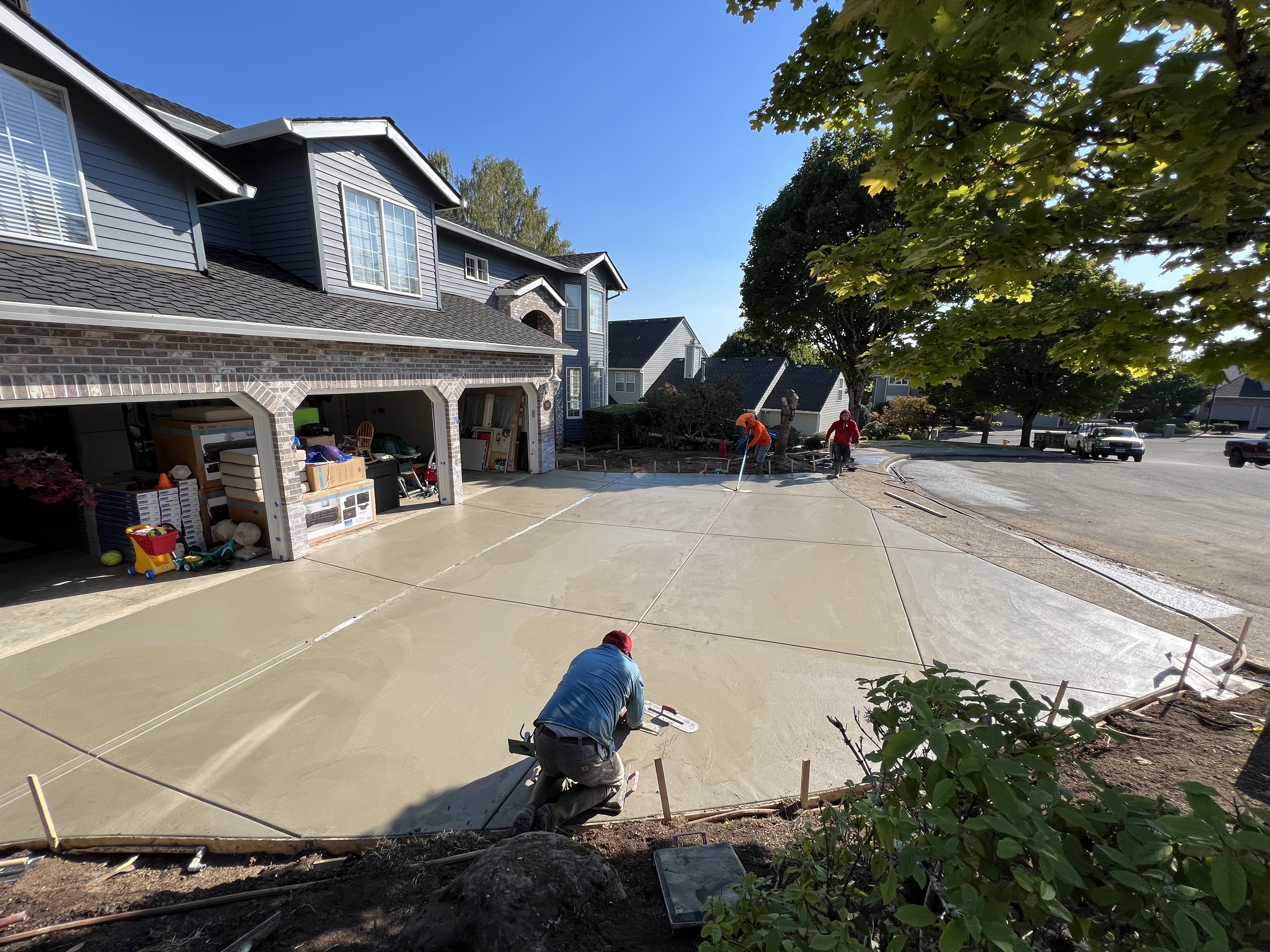 A newly installed concrete driveway in Hubbard, Oregon