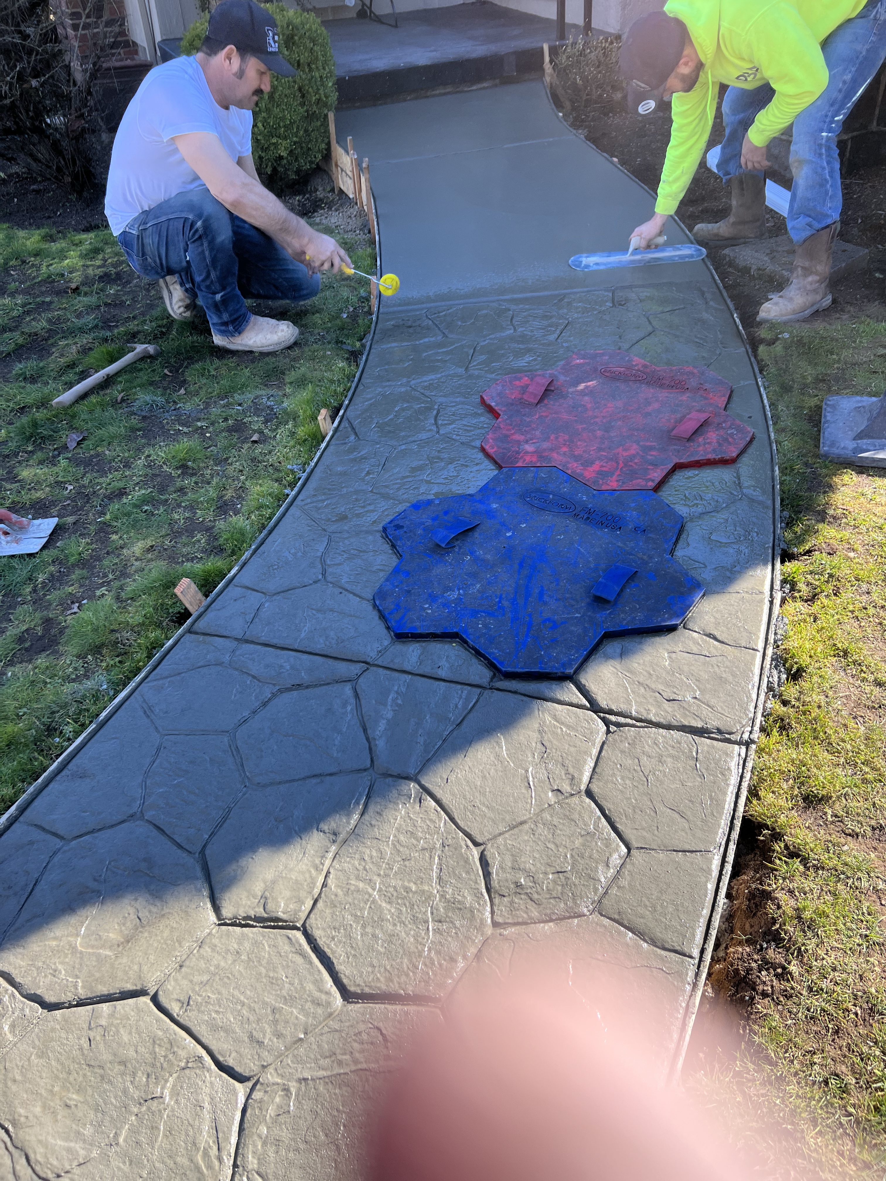 A newly installed concrete Walkways in Gladstone, Oregon